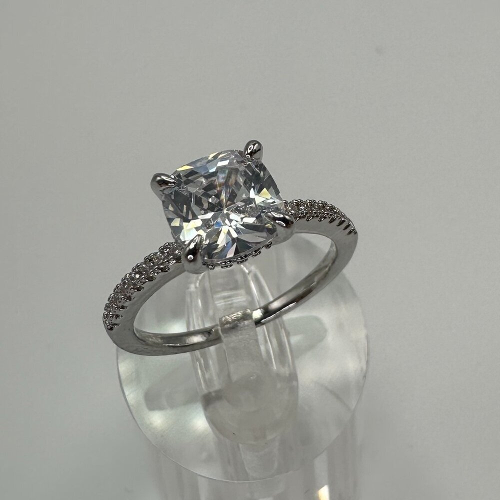 Womens Silver Plated Brass Ring Cubic Zirconia - Picture 5 of 10